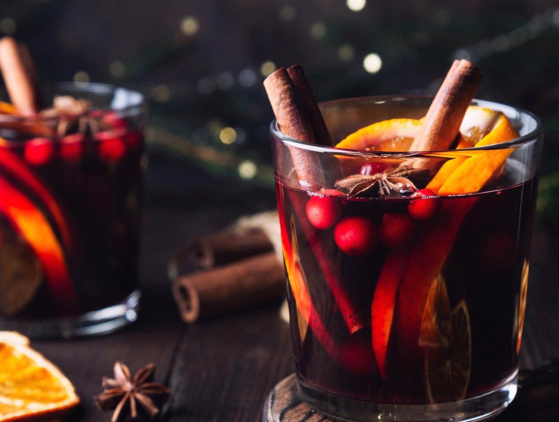 Low-Sulfur "Wild-Mulled" Wine - Teri Cochrane